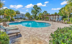 Pool View in Pawleys Island